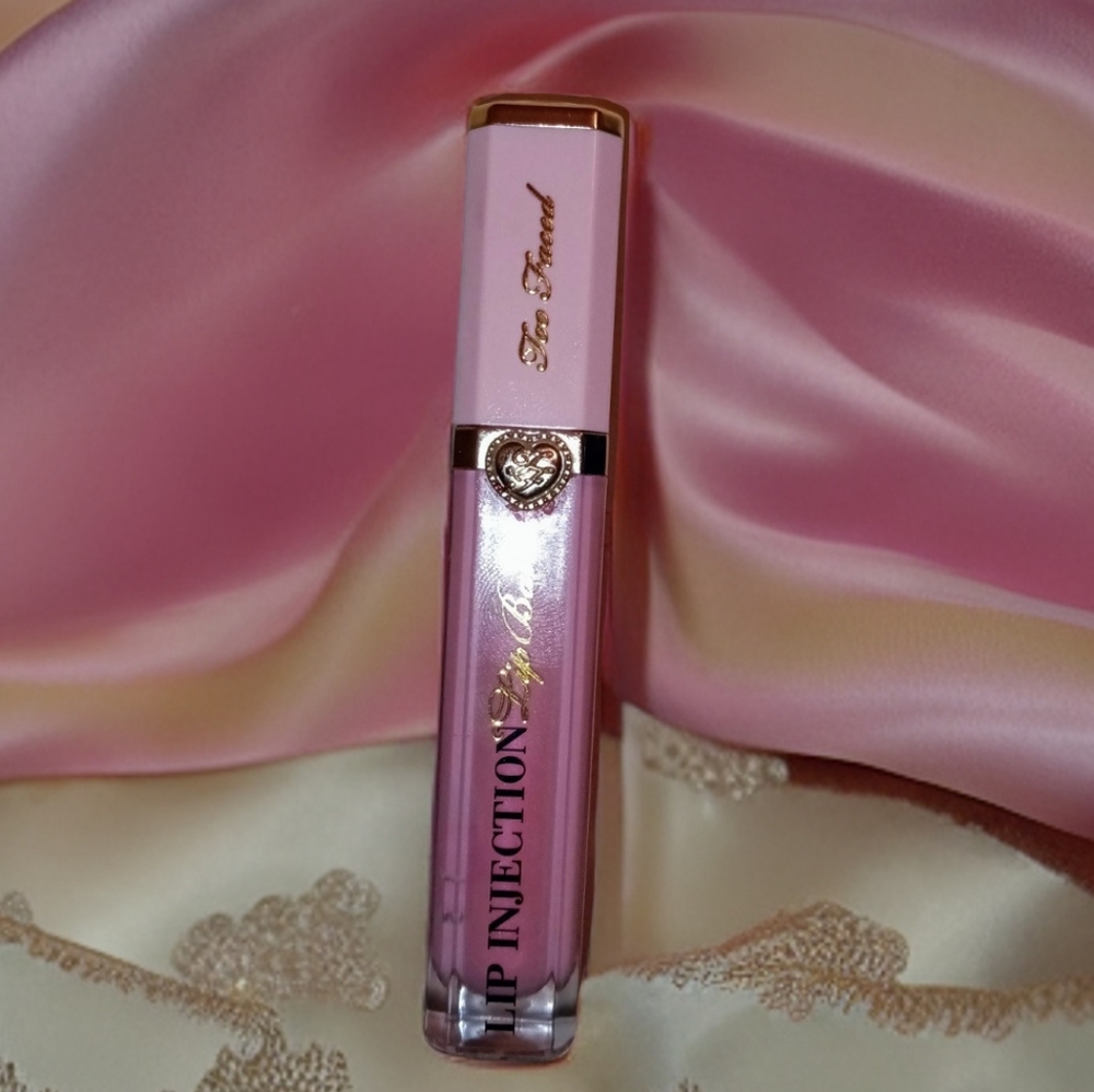 NEW Too Faced Lip Injection Power Plumping Liquid Lip Balm